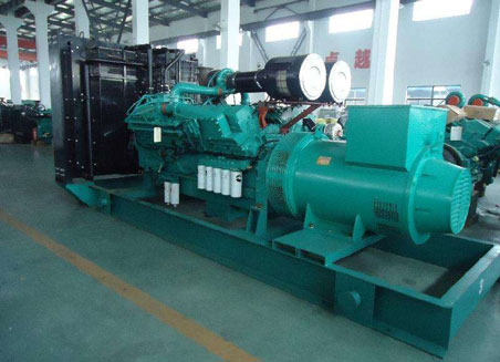 新华800kw康明斯柴油发电机组图片 新华800kw康明斯柴油发电机组图片